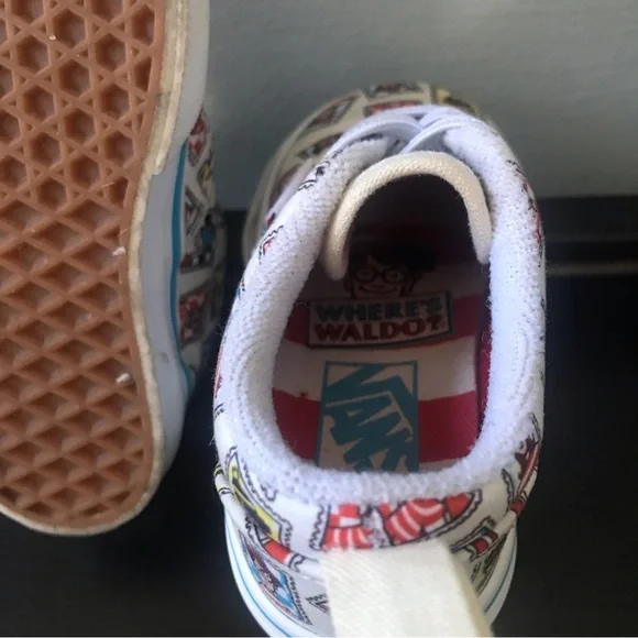 Vans X Where Is Waldo? Postage Era Elastic Lace Sneakers, Size 4.5 Toddler - Picture 9 of 10